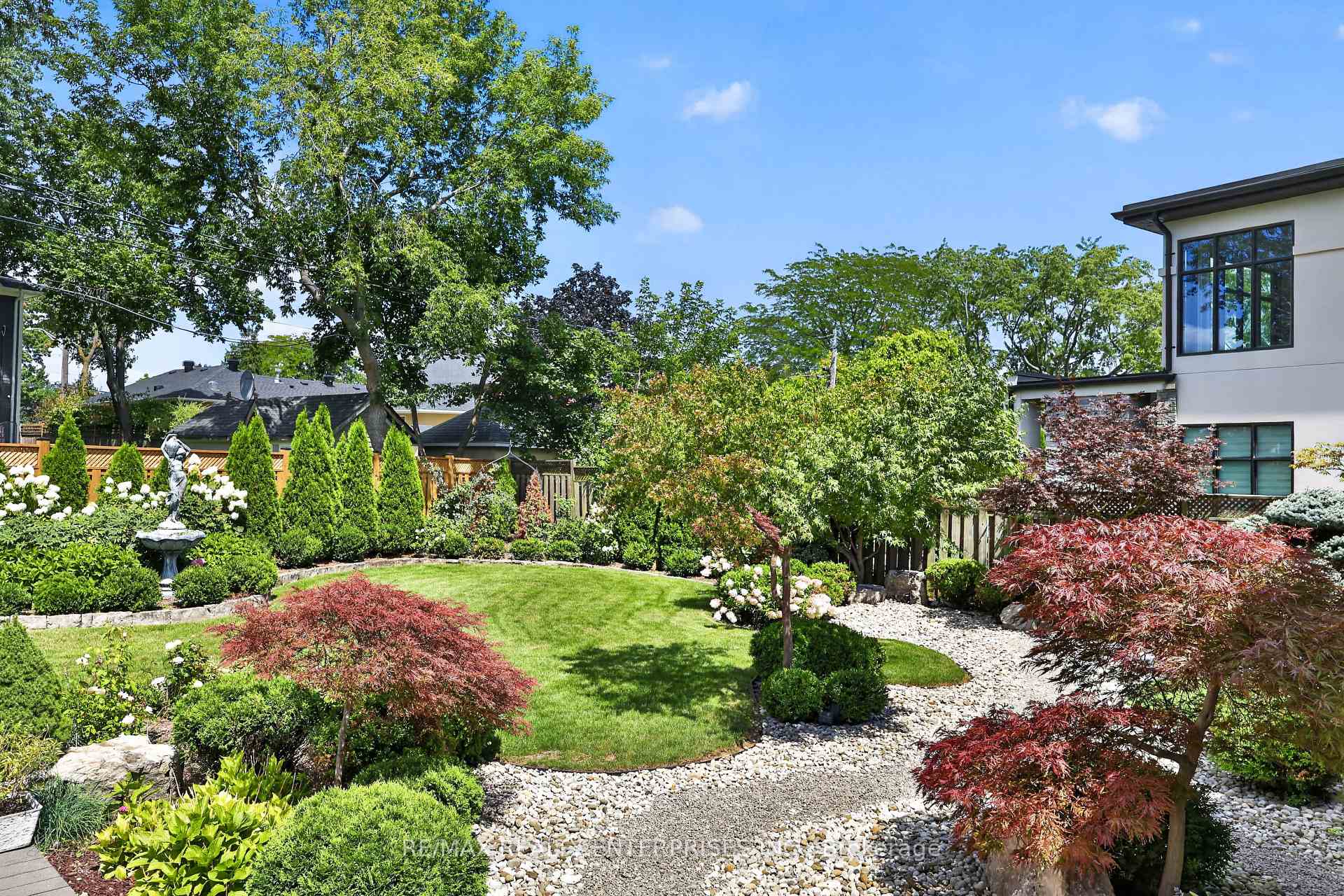 Photo 47 of 273 Savoy Crescent, Oakville, Southwest — HOMEH