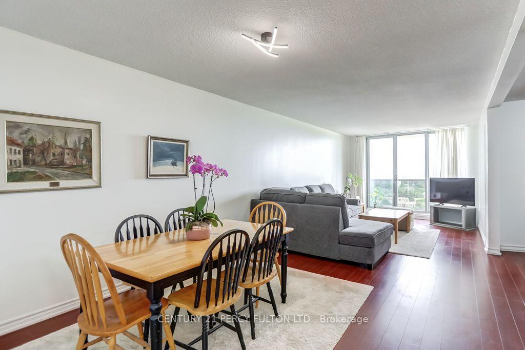 Photo 11 of Unit 1406, 299 Mill Road, Etobicoke, Markland Wood — HOMEH
