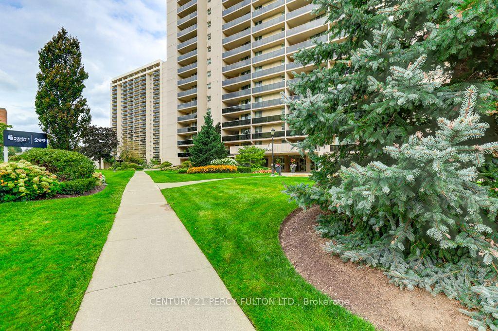 Photo 4 of Unit 1406, 299 Mill Road, Etobicoke, Markland Wood — HOMEH