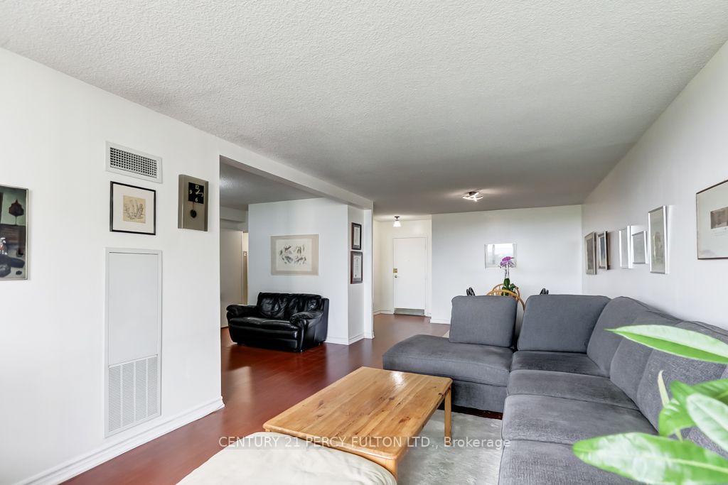 Photo 24 of Unit 1406, 299 Mill Road, Etobicoke, Markland Wood — HOMEH