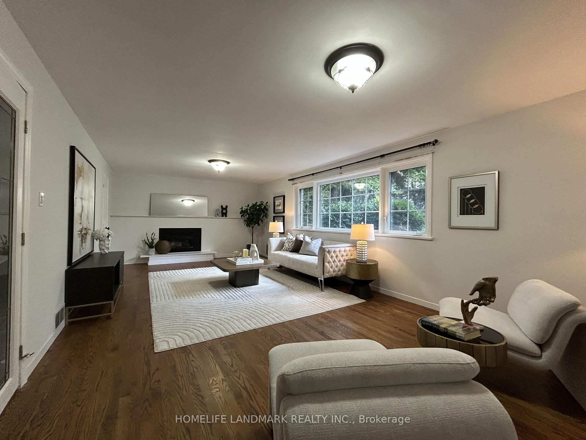 Photo 14 of 2410 Prince John Boulevard, Mississauga, Sheridan — HOMEH