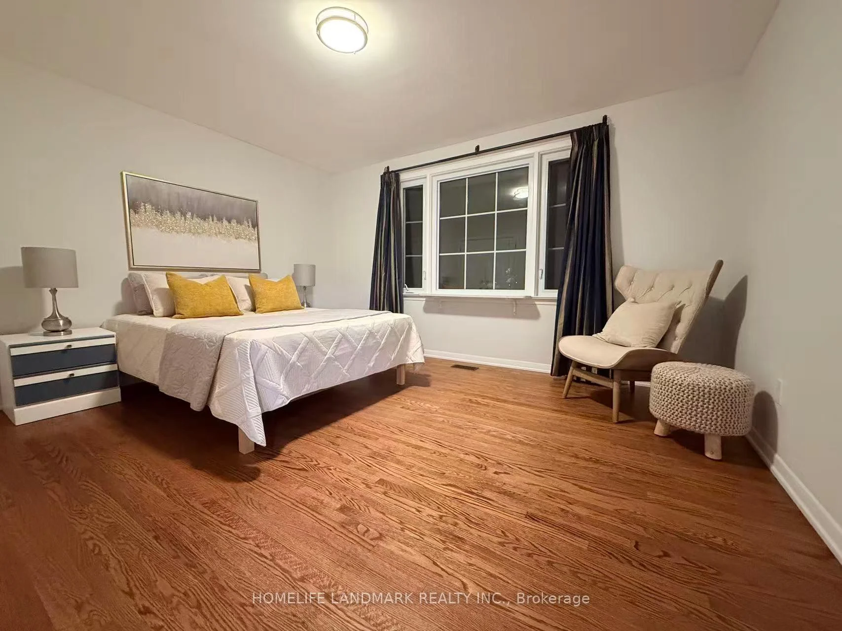 Photo 17 of 2410 Prince John Boulevard, Mississauga, Sheridan — HOMEH
