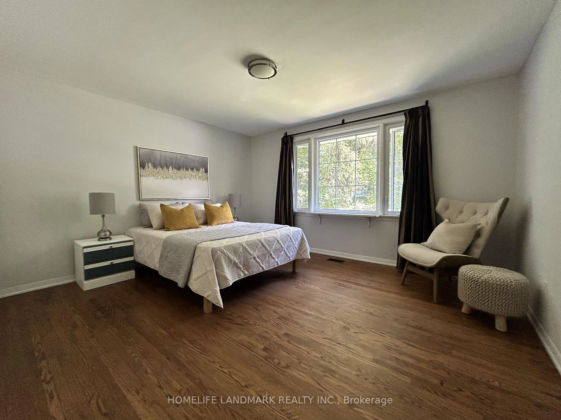 Photo 24 of 2410 Prince John Boulevard, Mississauga, Sheridan — HOMEH