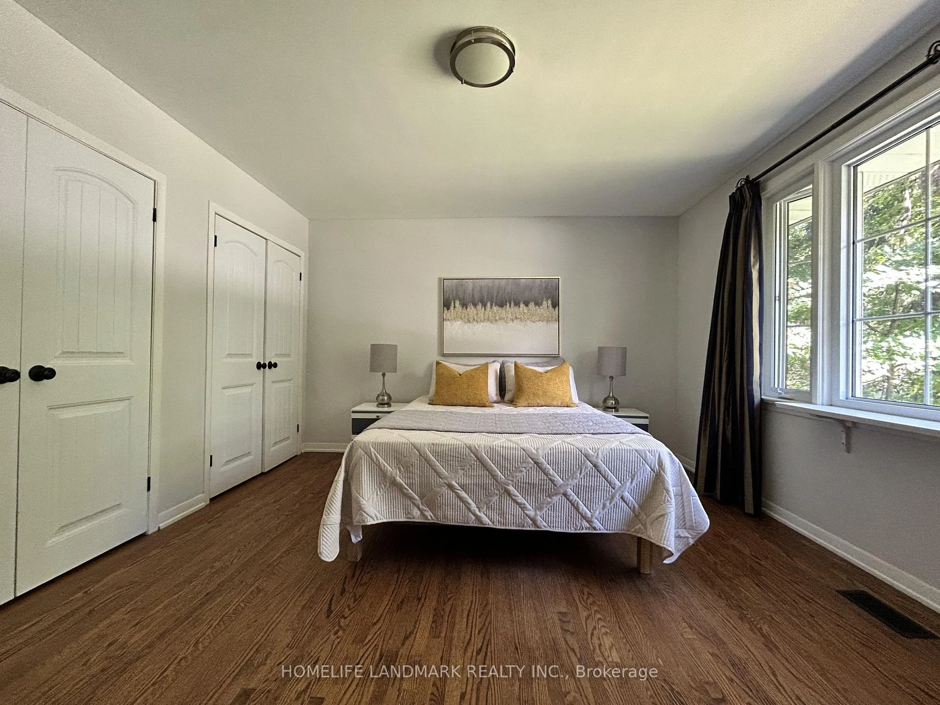 Photo 26 of 2410 Prince John Boulevard, Mississauga, Sheridan — HOMEH