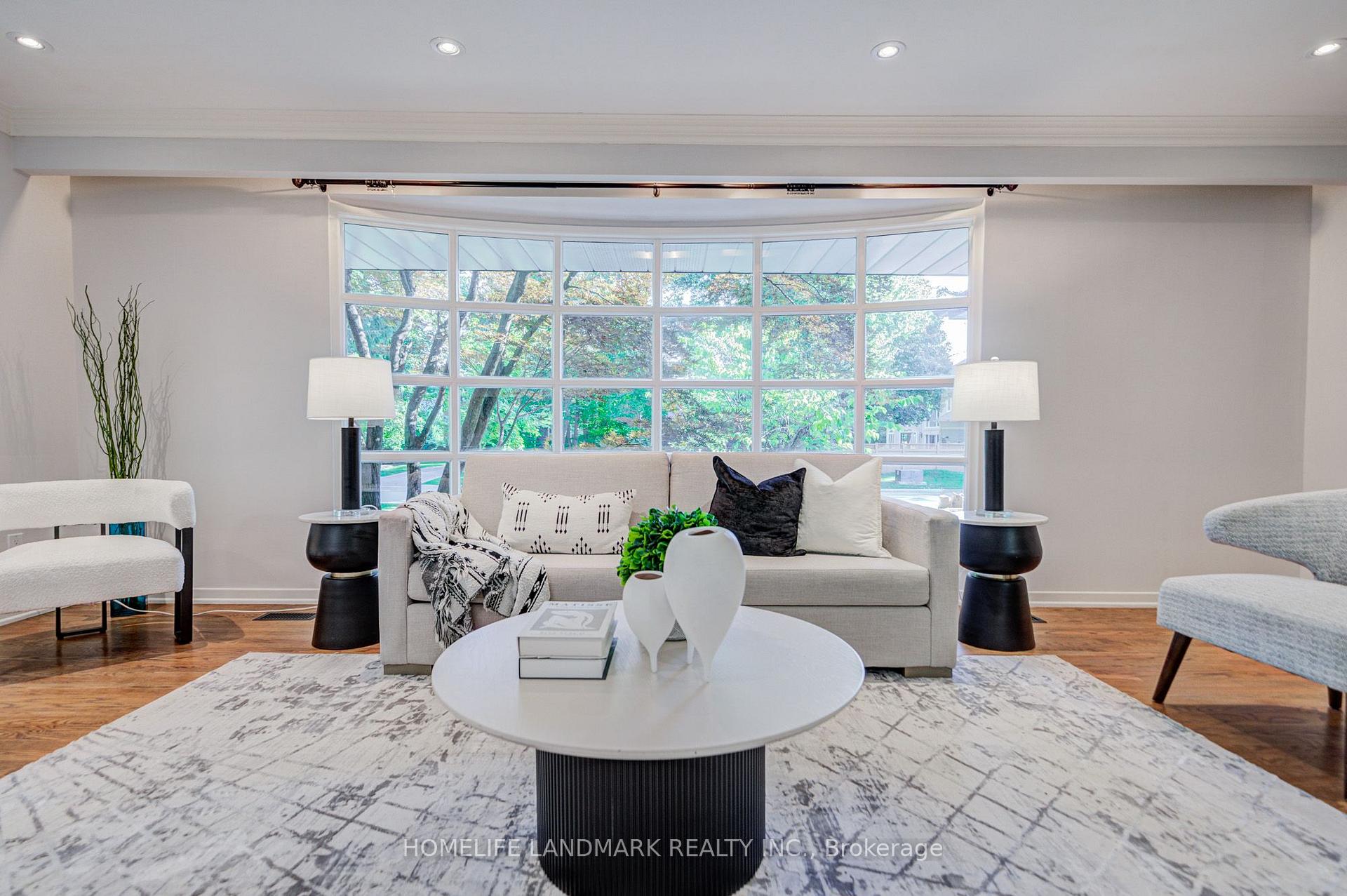 Photo 18 of 2410 Prince John Boulevard, Mississauga, Sheridan — HOMEH
