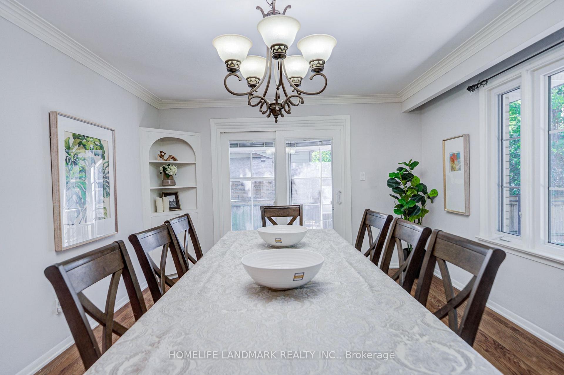 Photo 21 of 2410 Prince John Boulevard, Mississauga, Sheridan — HOMEH