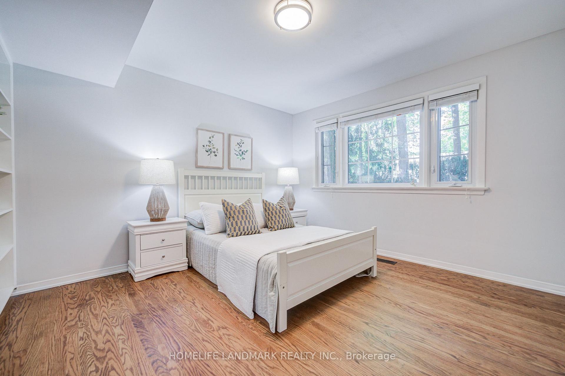 Photo 43 of 2410 Prince John Boulevard, Mississauga, Sheridan — HOMEH