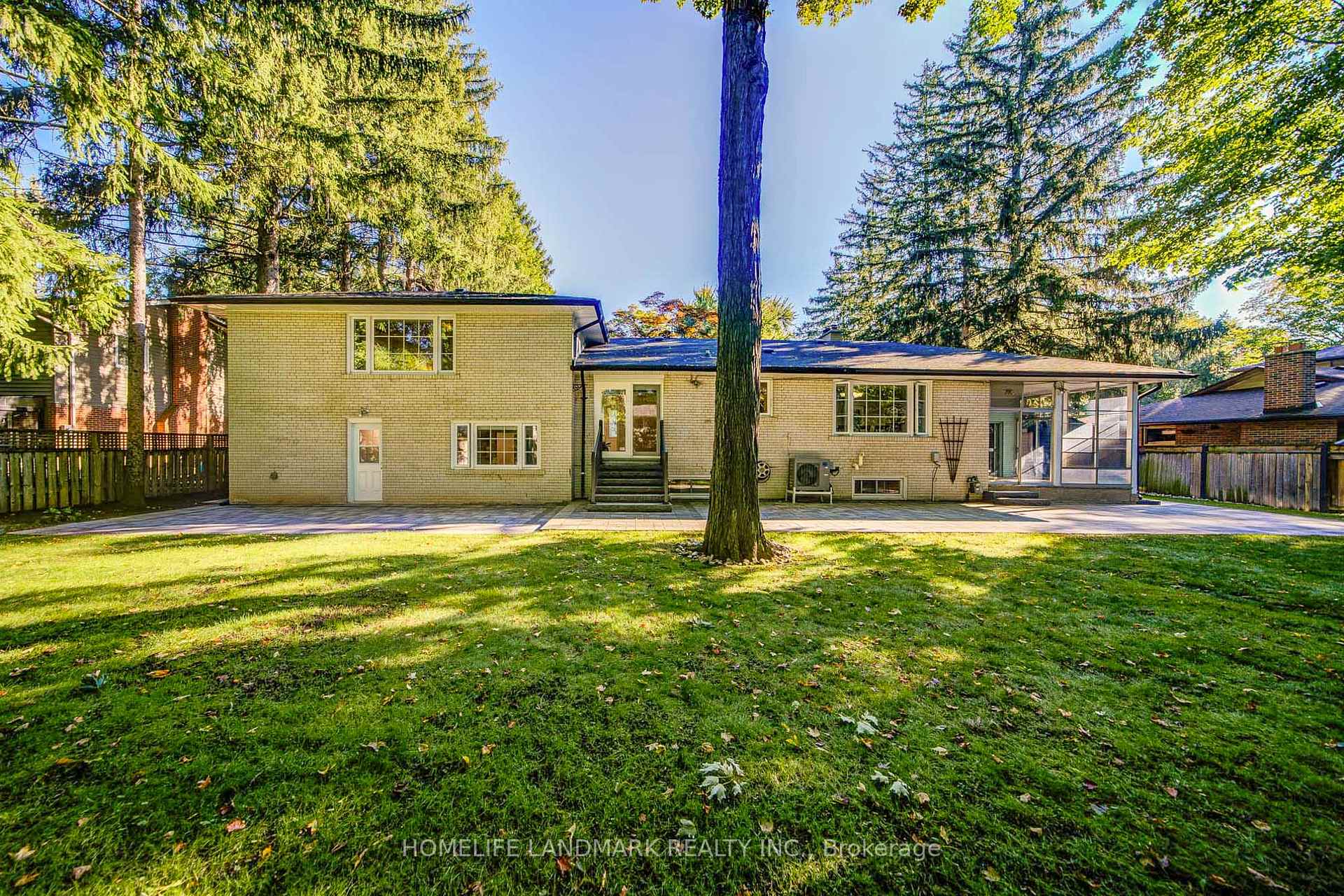 Photo 56 of 2410 Prince John Boulevard, Mississauga, Sheridan — HOMEH
