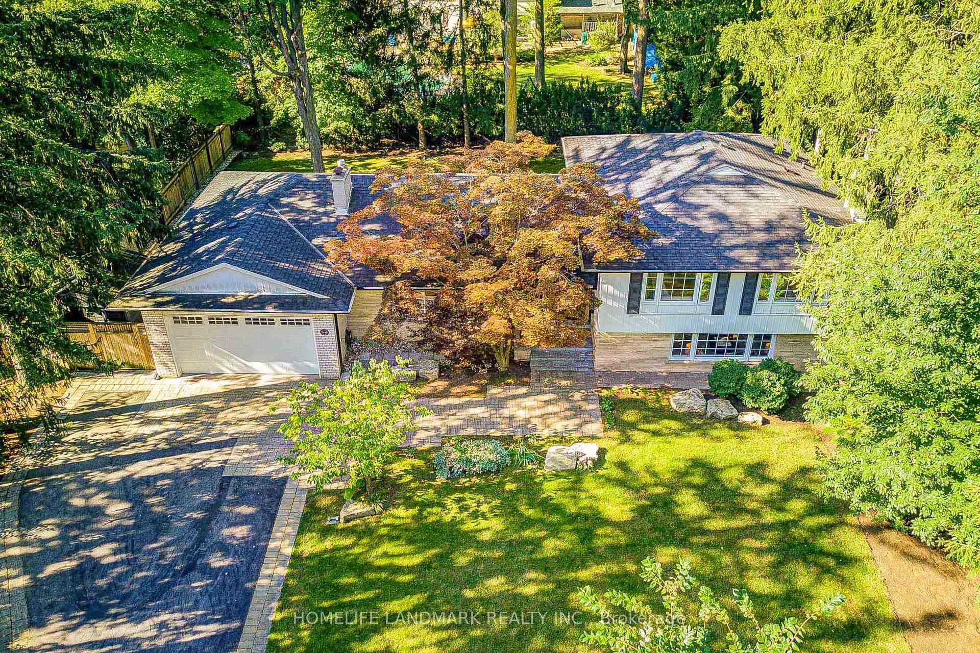Photo 1 of 2410 Prince John Boulevard, Mississauga, Sheridan — HOMEH