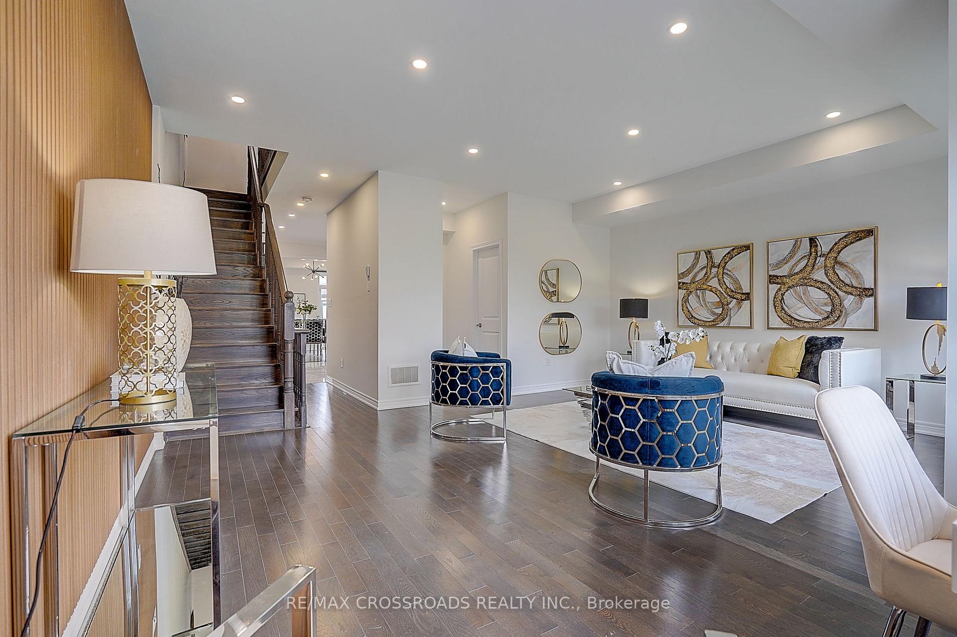 Photo 30 of 37 Mccague Avenue, Richmond Hill, Rural Richmond Hill — HOMEH