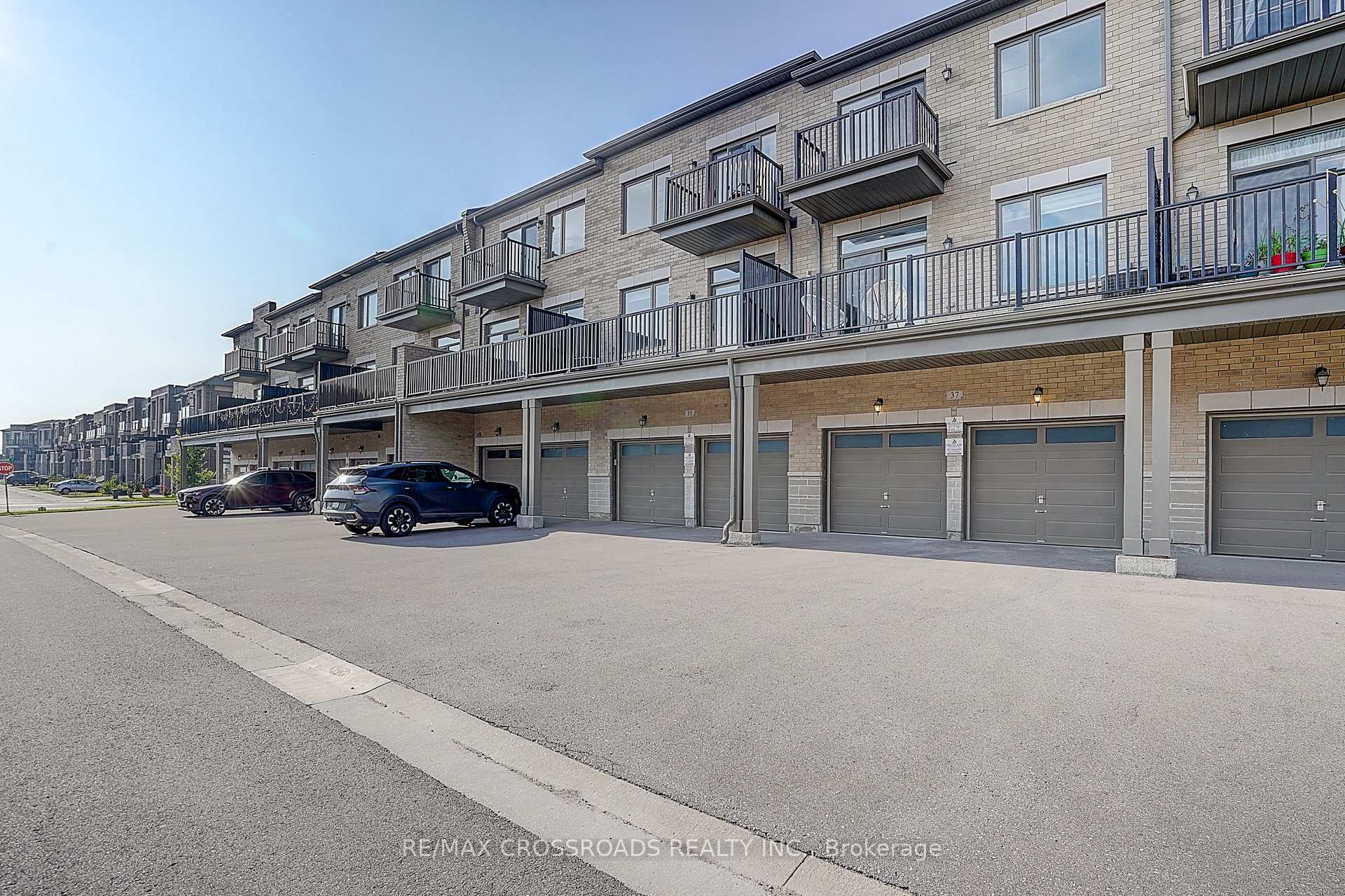 Photo 45 of 37 Mccague Avenue, Richmond Hill, Rural Richmond Hill — HOMEH