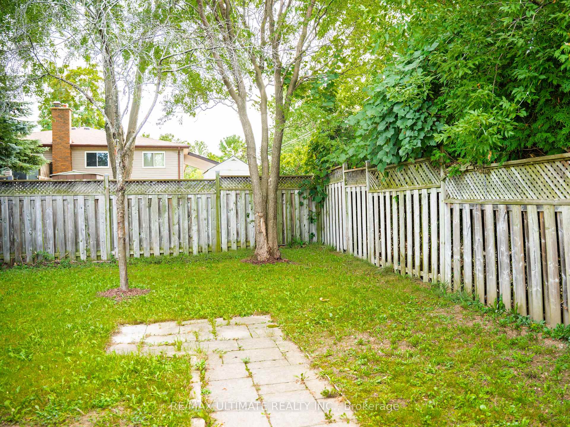Photo 3 of 1139 15th Street, Owen Sound — HOMEH