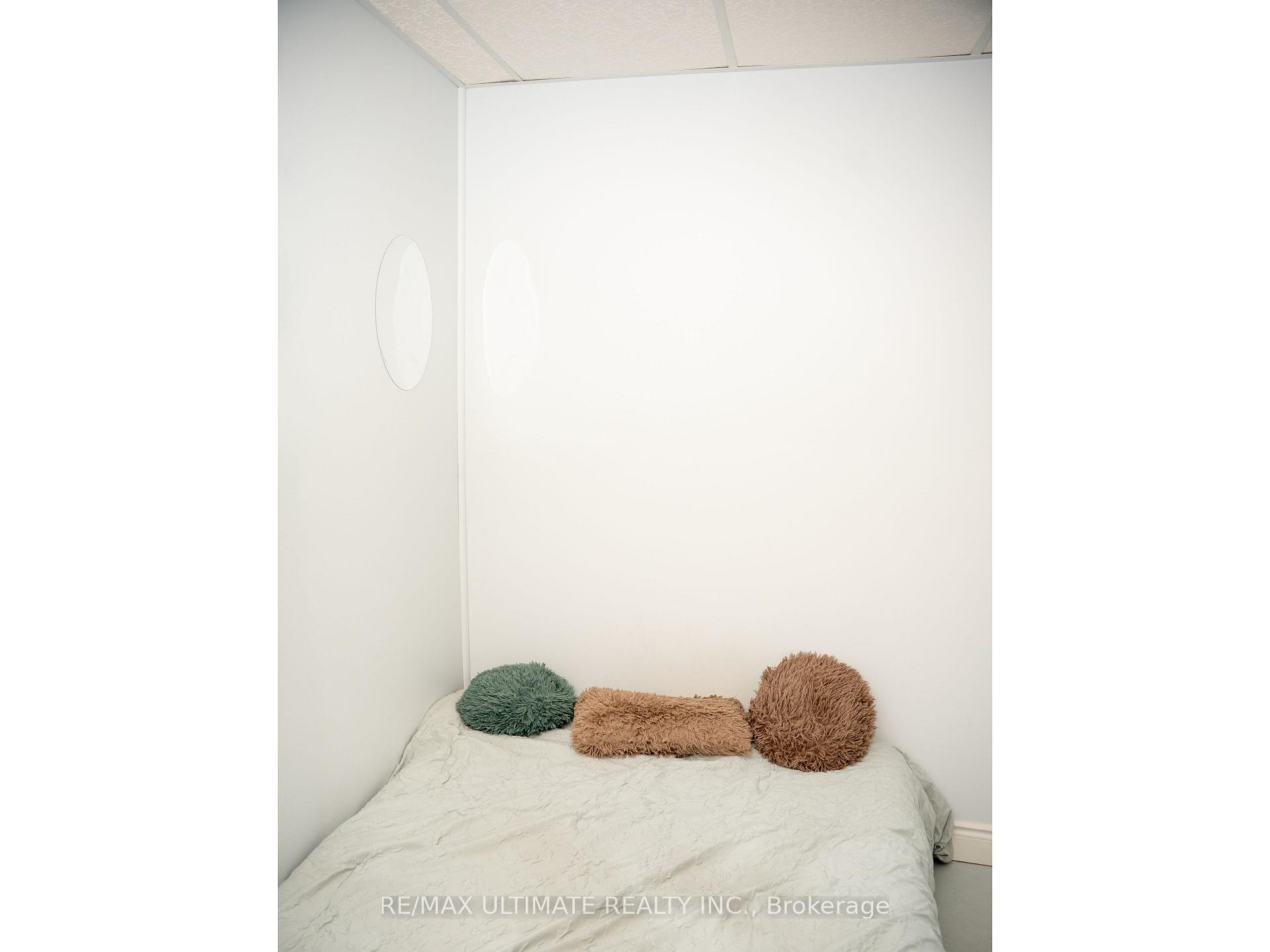 Photo 15 of 1139 15th Street, Owen Sound — HOMEH