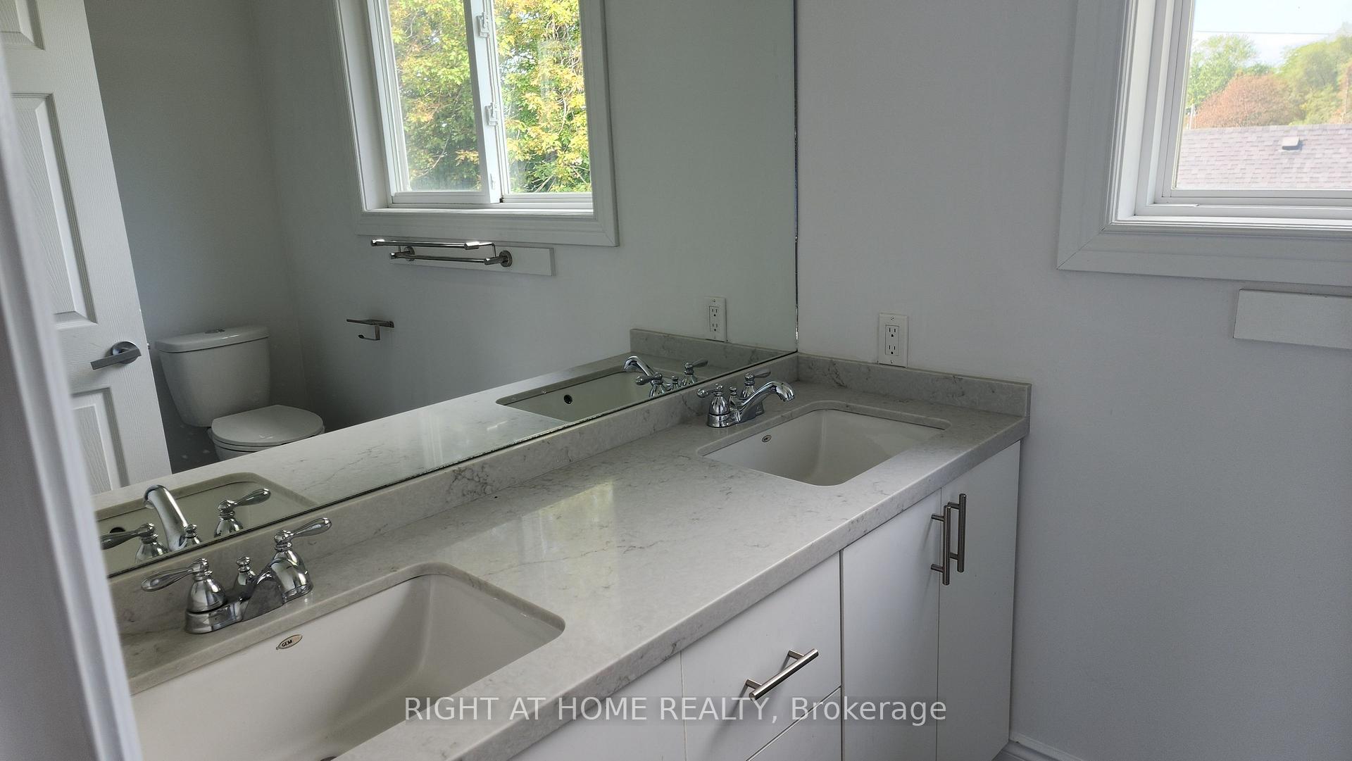 Photo 13 of 82 Ellington Drive, Scarborough, Wexford-Maryvale — HOMEH