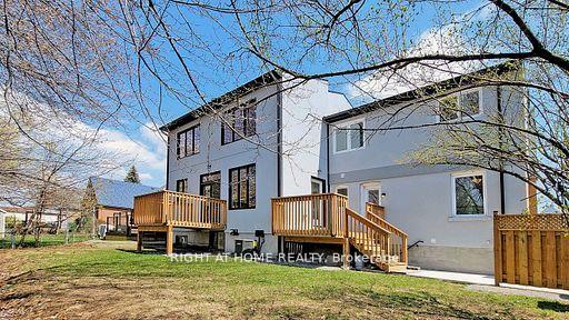 Photo 16 of 82 Ellington Drive, Scarborough, Wexford-Maryvale — HOMEH