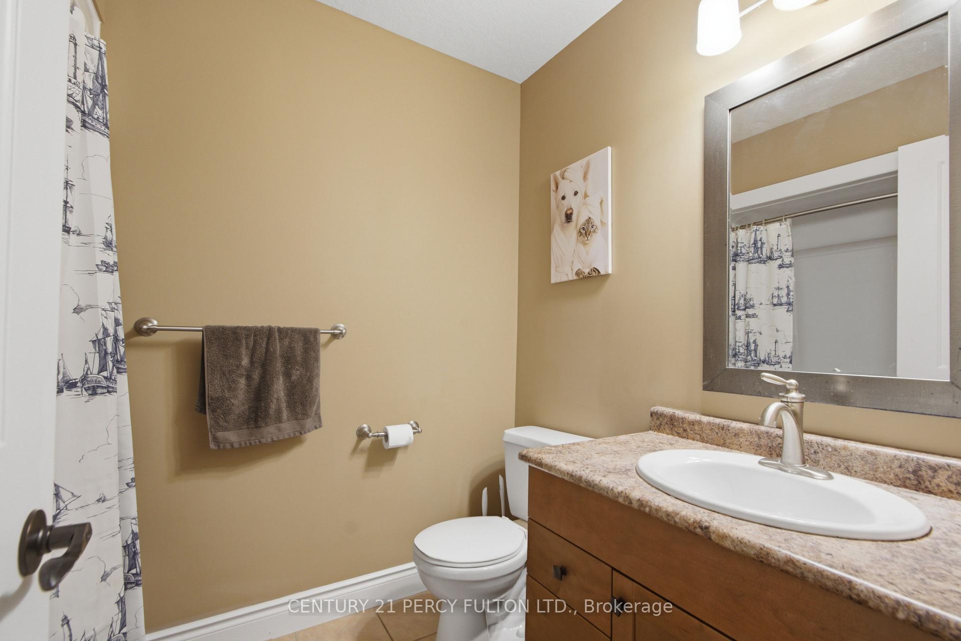 Photo 21 of 28 Freedom Crescent, Quinte West, Sidney Ward — HOMEH
