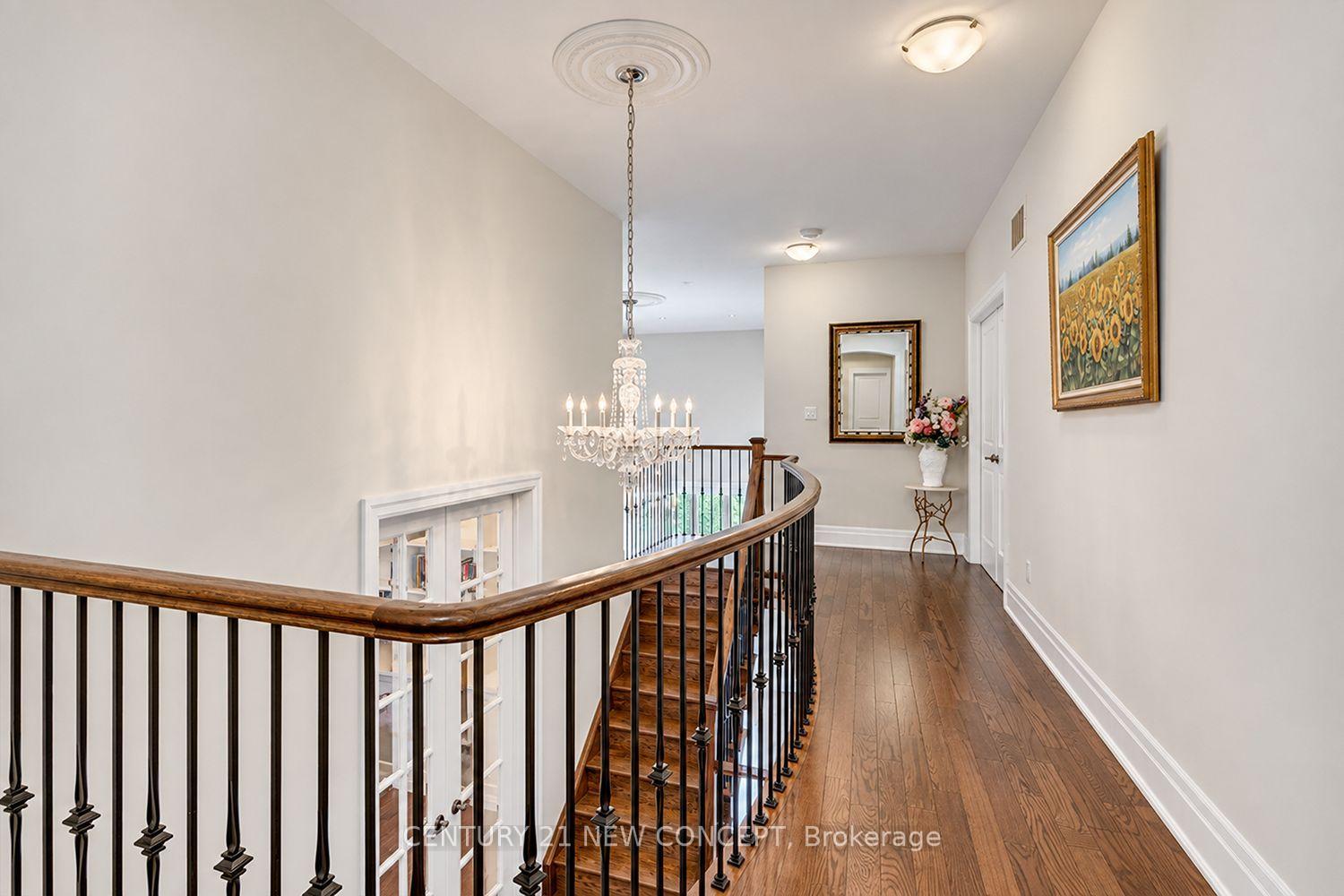 Photo 74 of 104 Burns Boulevard, King, King City — HOMEH