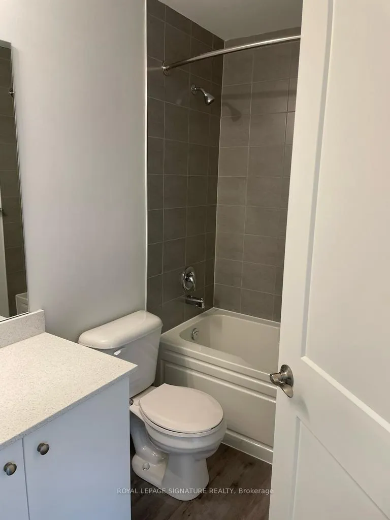 Photo 16 of Unit 112, 110 Fergus Avenue, Kitchener, Stanley Park — HOMEH