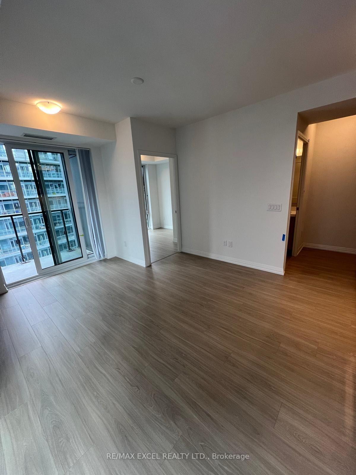 Photo 5 of Unit 4305, 8 Widmer Street, Toronto, Waterfront Communities — HOMEH