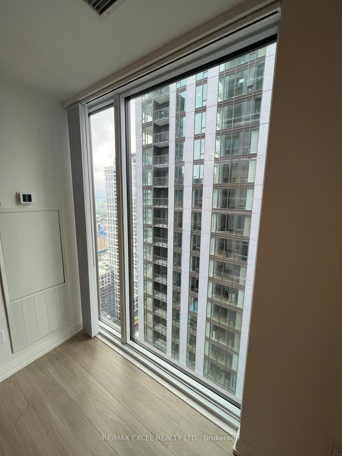 Photo 6 of Unit 4305, 8 Widmer Street, Toronto, Waterfront Communities — HOMEH
