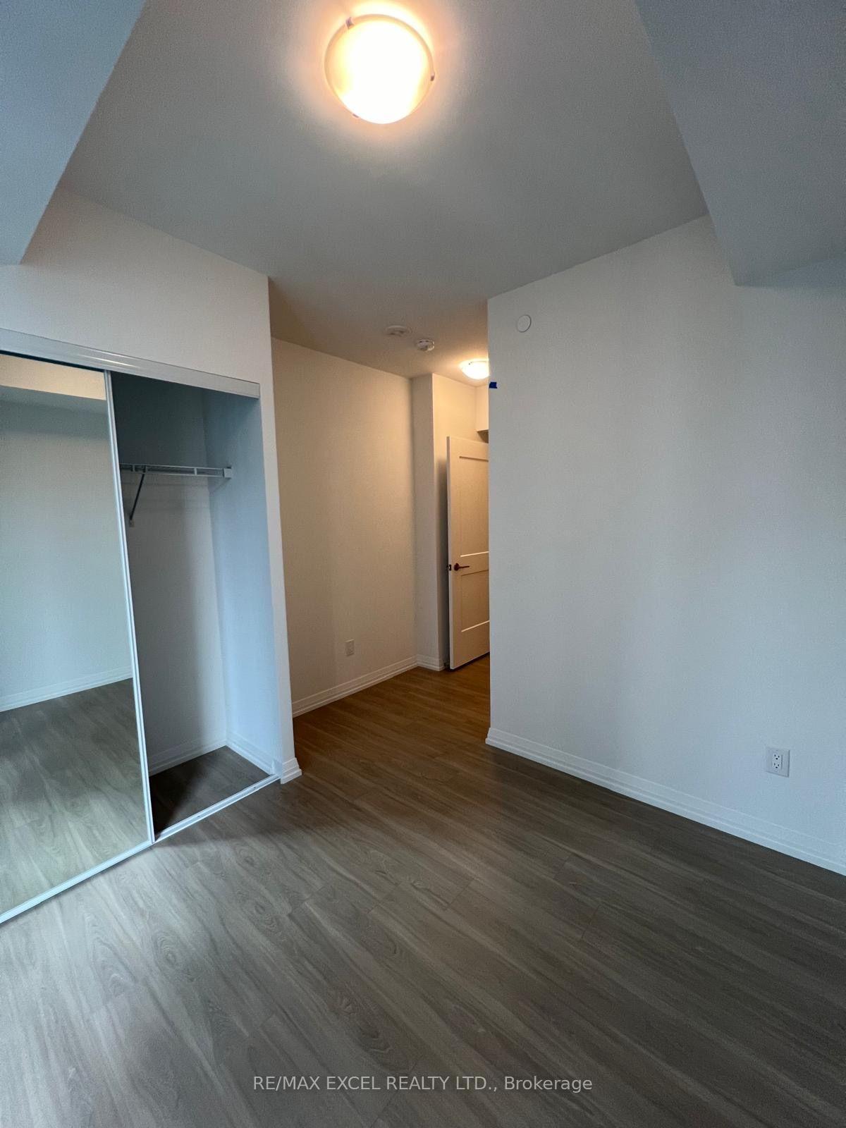 Photo 9 of Unit 4305, 8 Widmer Street, Toronto, Waterfront Communities — HOMEH