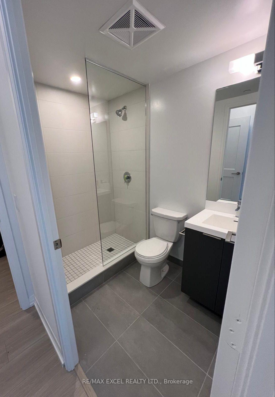 Photo 10 of Unit 4305, 8 Widmer Street, Toronto, Waterfront Communities — HOMEH