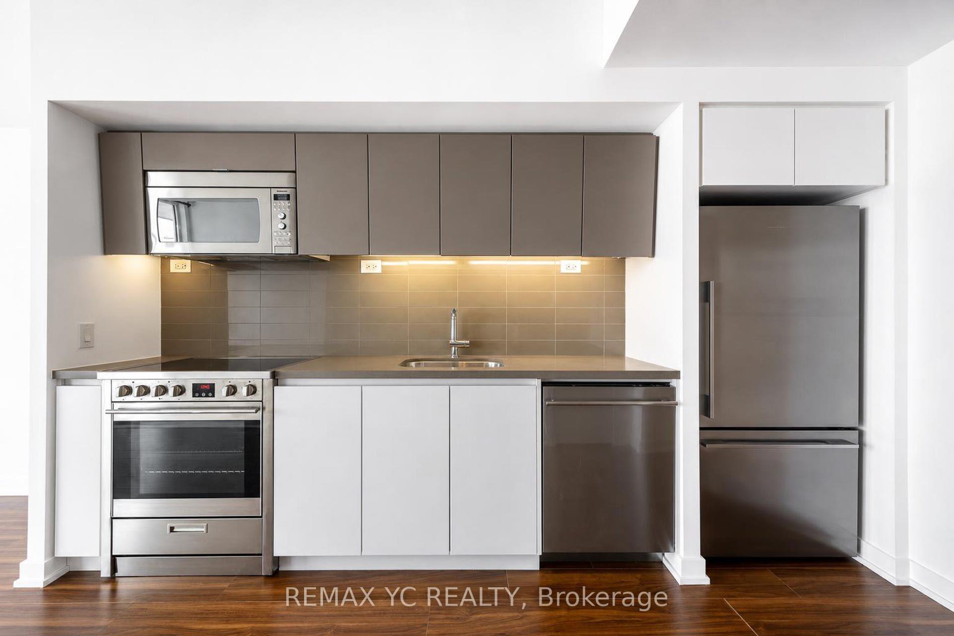 Photo 5 of Unit 4611, 75 Queens Wharf Road, Toronto, Waterfront Communities — HOMEH