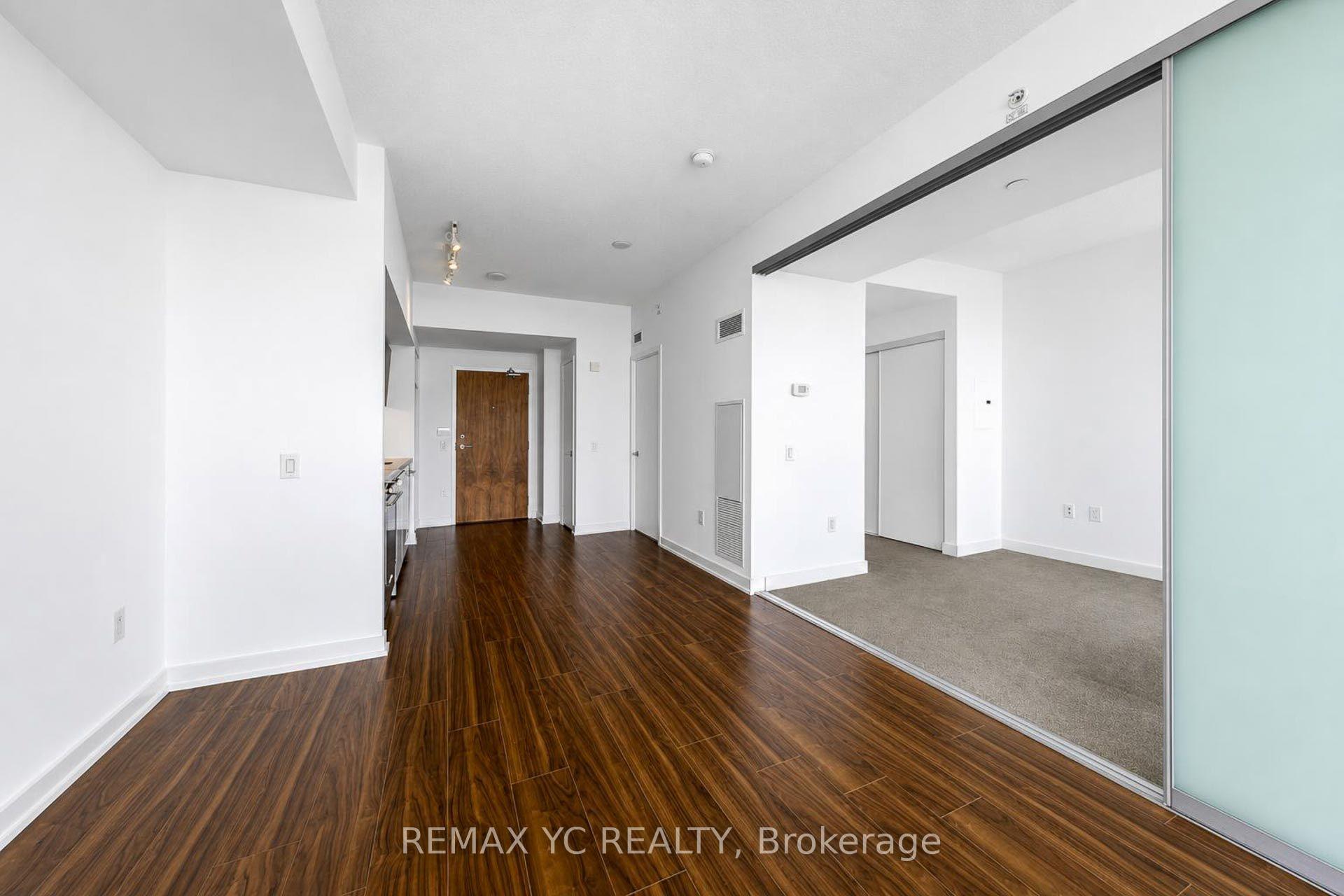 Photo 12 of Unit 4611, 75 Queens Wharf Road, Toronto, Waterfront Communities — HOMEH