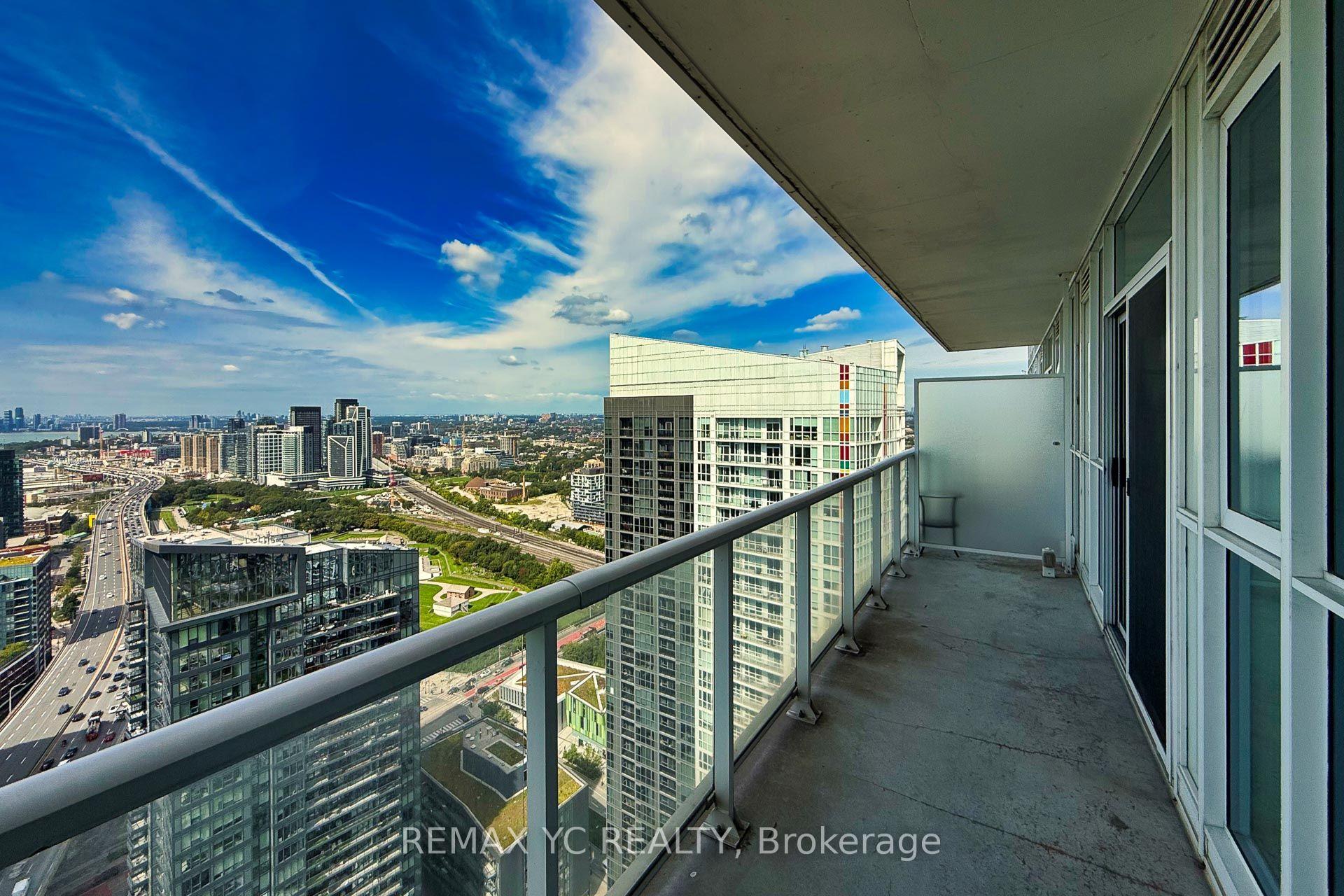 Photo 23 of Unit 4611, 75 Queens Wharf Road, Toronto, Waterfront Communities — HOMEH