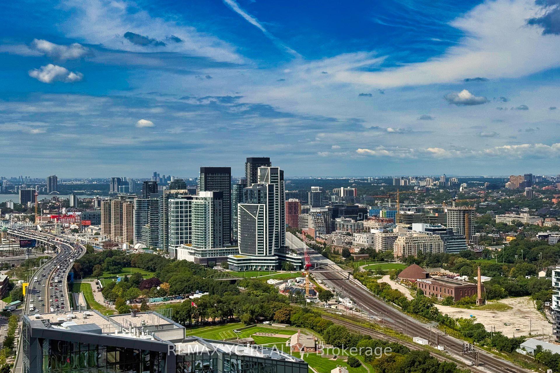 Photo 25 of Unit 4611, 75 Queens Wharf Road, Toronto, Waterfront Communities — HOMEH