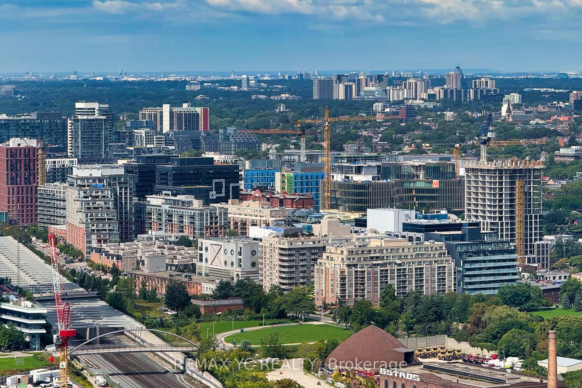 Photo 27 of Unit 4611, 75 Queens Wharf Road, Toronto, Waterfront Communities — HOMEH