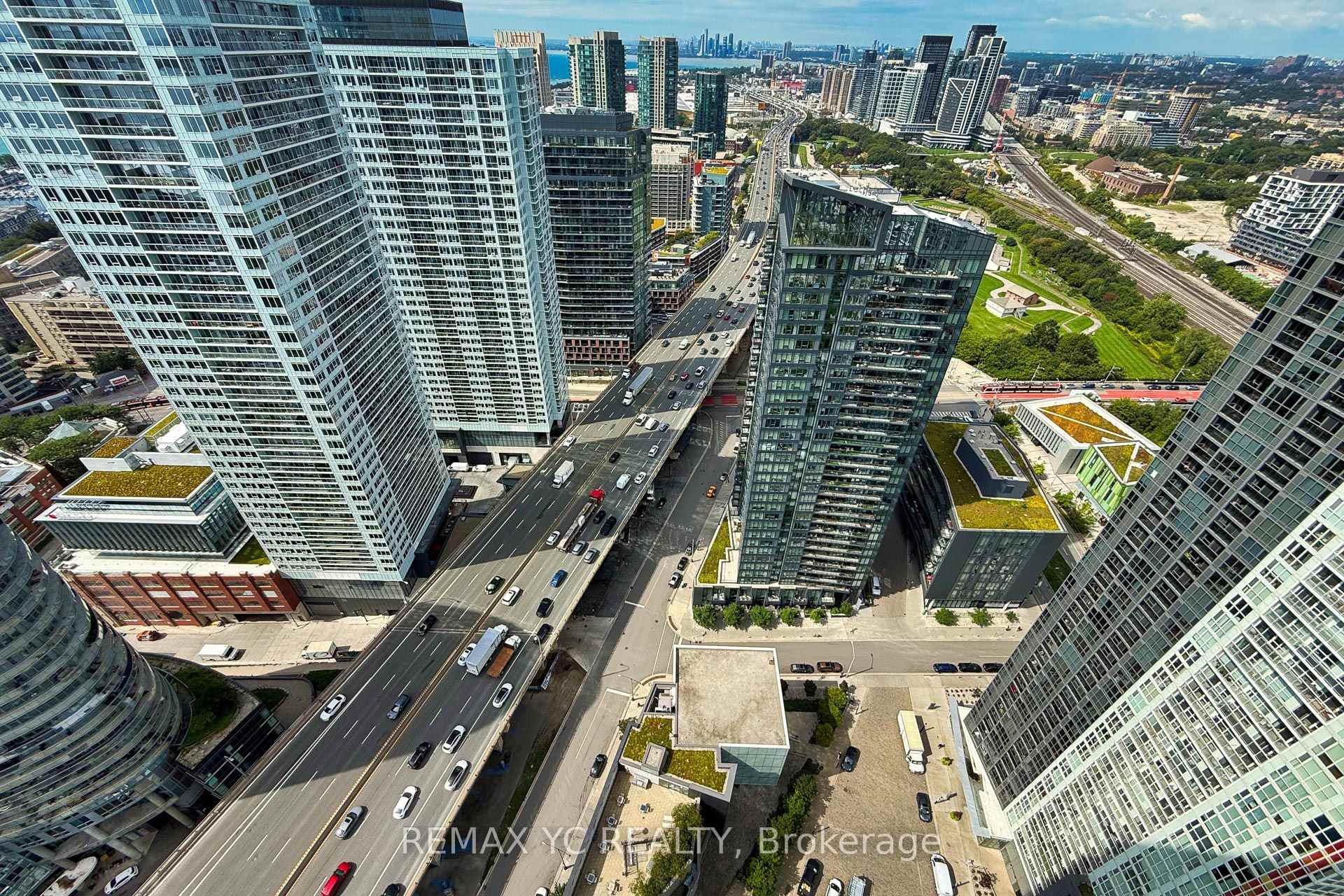 Photo 34 of Unit 4611, 75 Queens Wharf Road, Toronto, Waterfront Communities — HOMEH