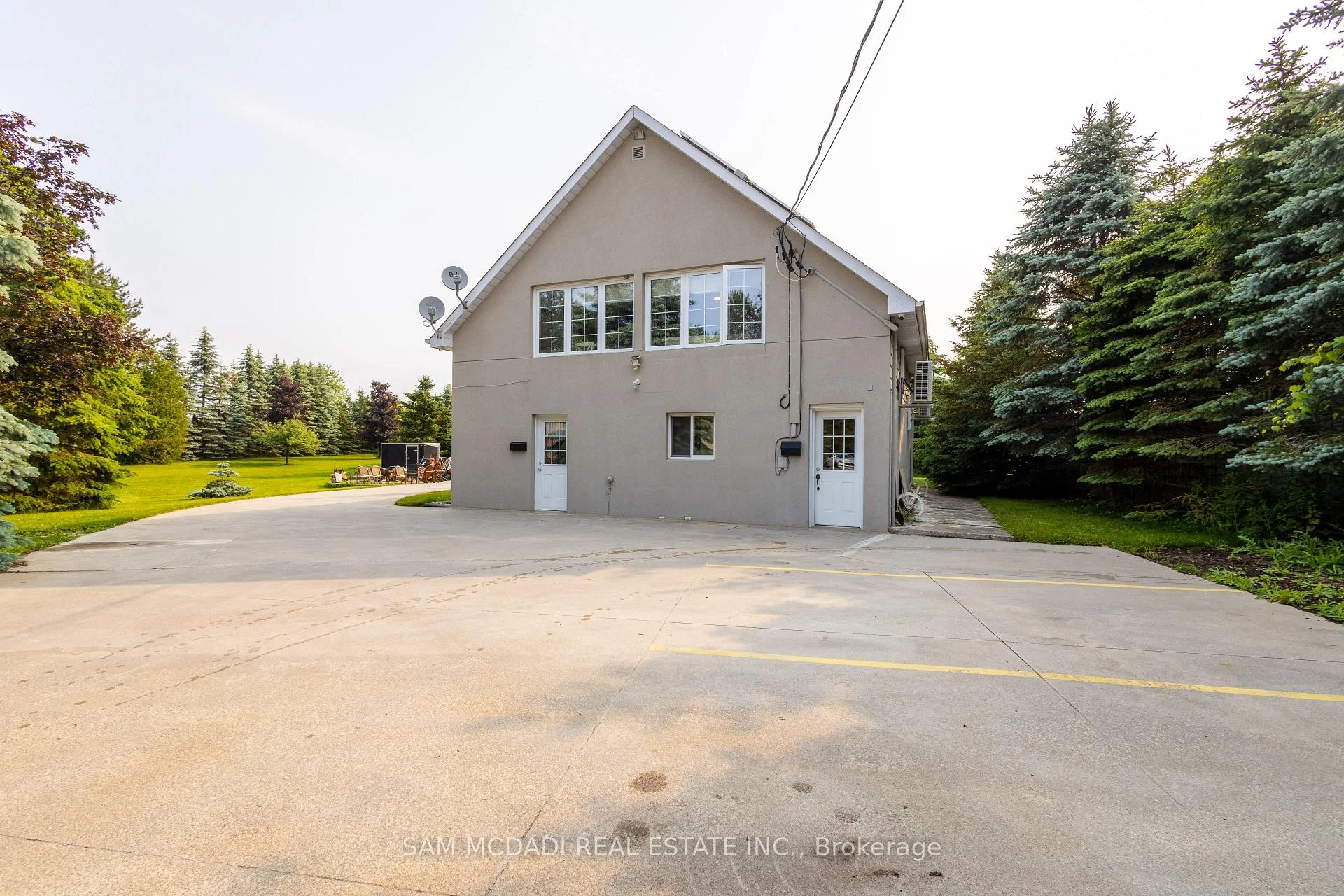 Photo 4 of Unit Upper, 14011 Trafalgar Road, Halton Hills, Rural Halton Hills — HOMEH
