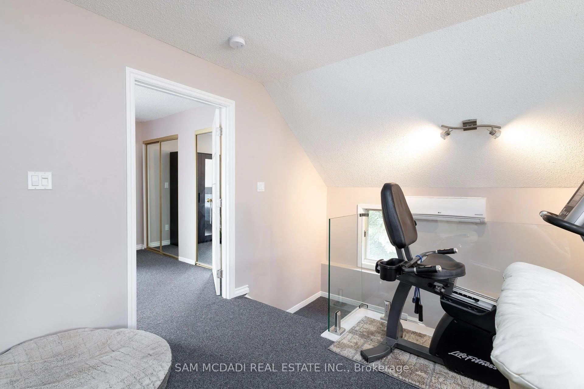 Photo 30 of Unit Upper, 14011 Trafalgar Road, Halton Hills, Rural Halton Hills — HOMEH