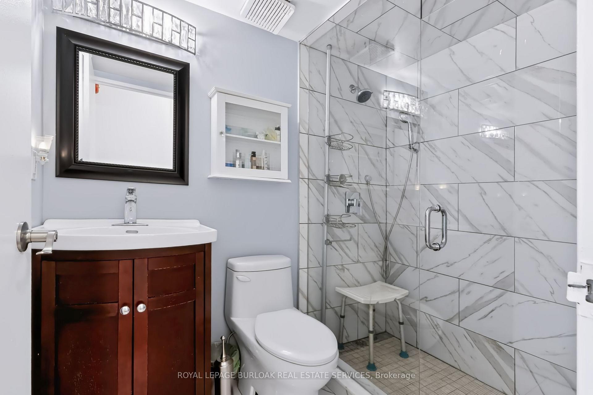 Photo 19 of Unit 1217, 700 Dynes Road, Burlington, Roseland — HOMEH