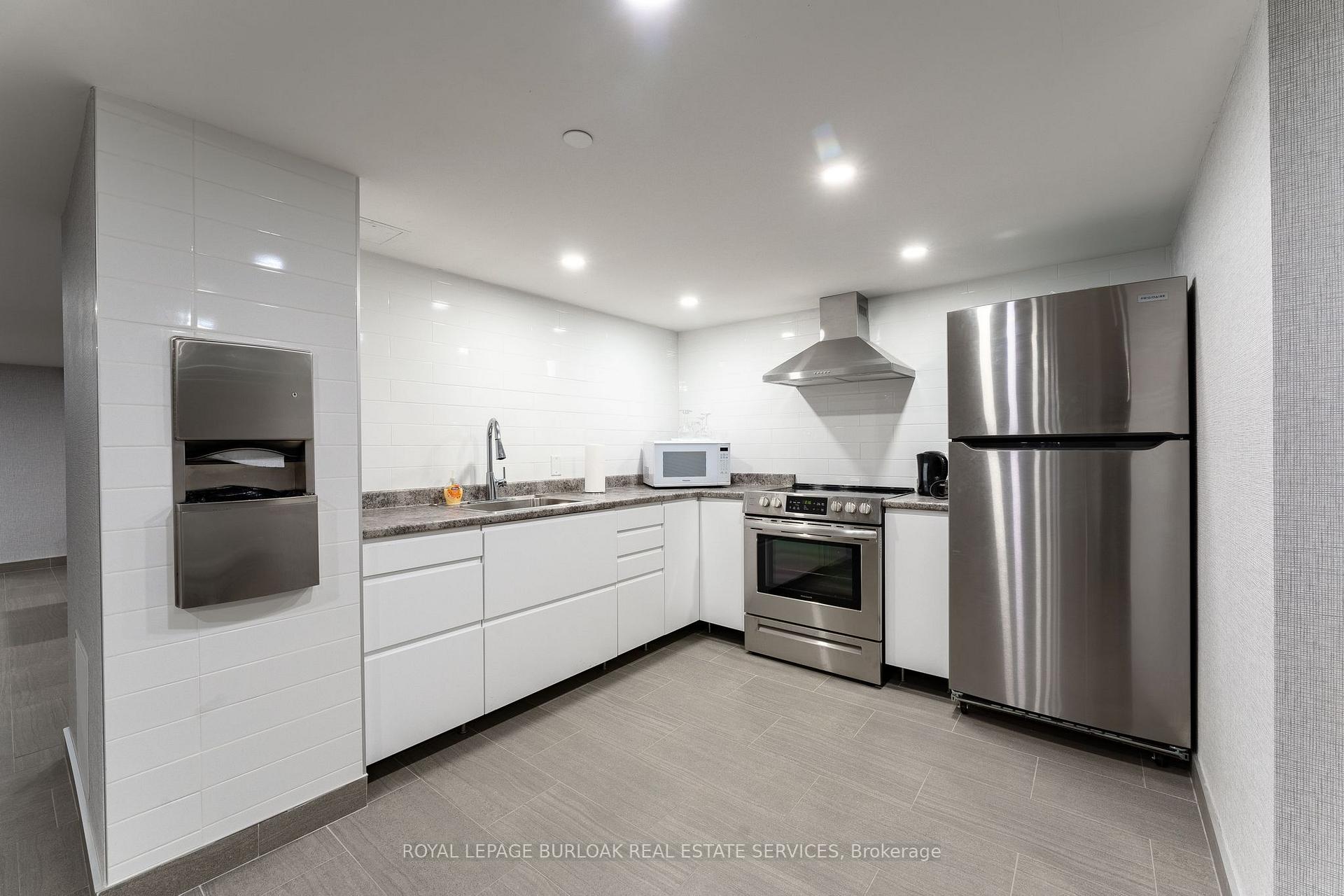 Photo 35 of Unit 1217, 700 Dynes Road, Burlington, Roseland — HOMEH