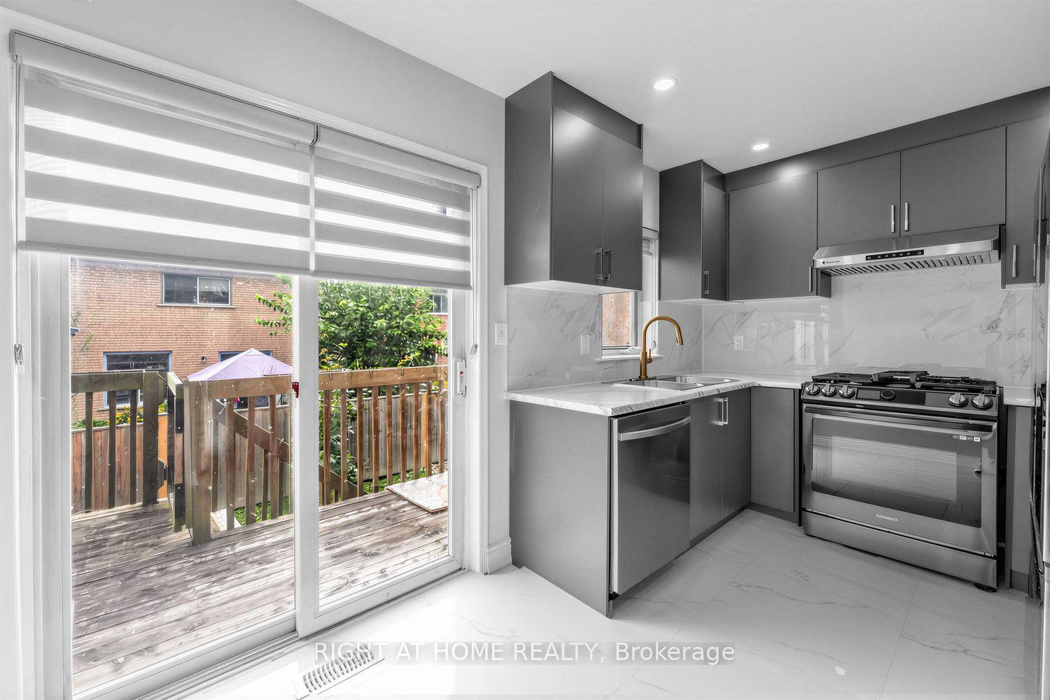Photo 9 of Unit 31, 80 Strathaven Drive, Mississauga, Hurontario — HOMEH