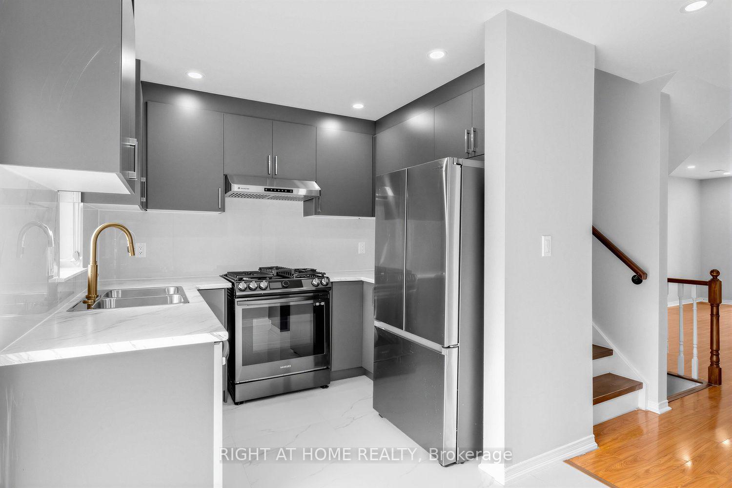 Photo 12 of Unit 31, 80 Strathaven Drive, Mississauga, Hurontario — HOMEH