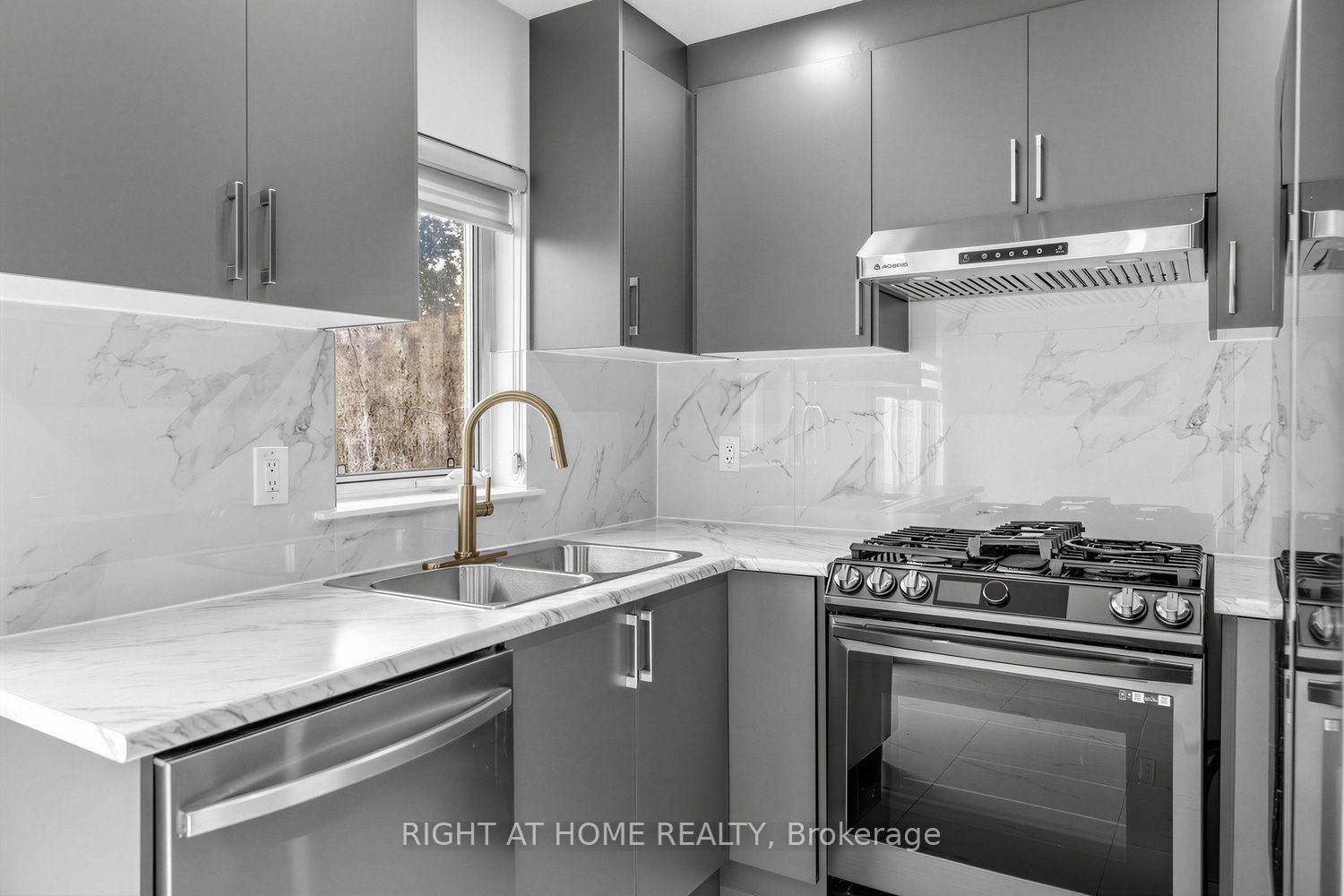 Photo 13 of Unit 31, 80 Strathaven Drive, Mississauga, Hurontario — HOMEH