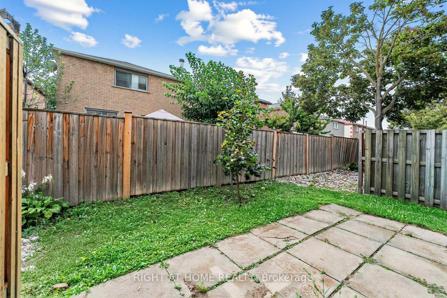 Photo 32 of Unit 31, 80 Strathaven Drive, Mississauga, Hurontario — HOMEH