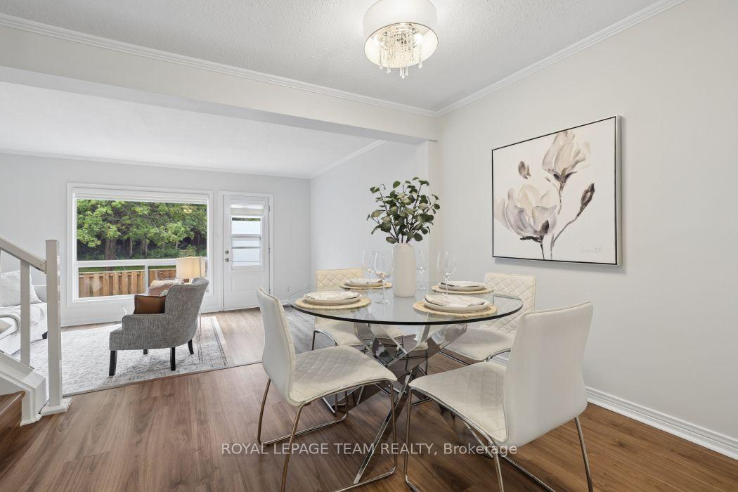 Photo 12 of 6801 Bilberry Drive, Ottawa, Convent Glen North — HOMEH