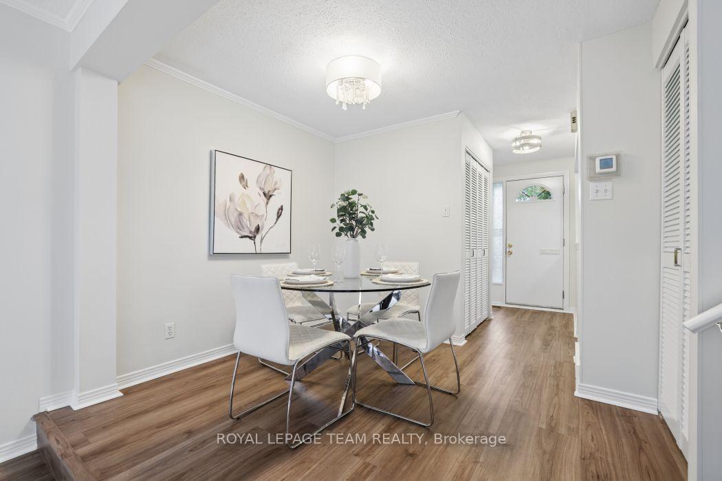 Photo 13 of 6801 Bilberry Drive, Ottawa, Convent Glen North — HOMEH