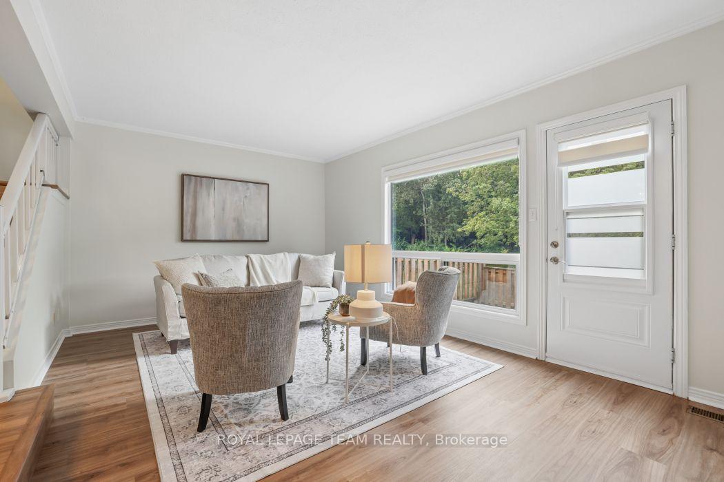 Photo 16 of 6801 Bilberry Drive, Ottawa, Convent Glen North — HOMEH