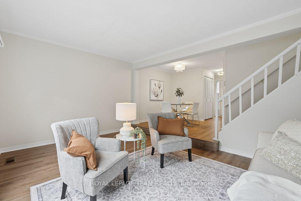 Photo 18 of 6801 Bilberry Drive, Ottawa, Convent Glen North — HOMEH