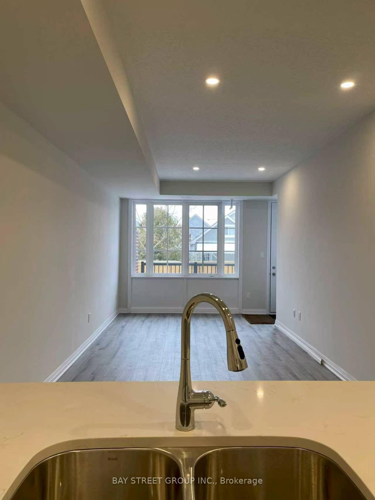 Photo 3 of Unit 205, 12 Blanshard Street, Hamilton, Kirkendall — HOMEH