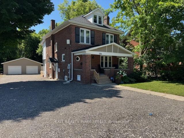 Photo 2 of 256 Broadway Avenue, Orangeville — HOMEH