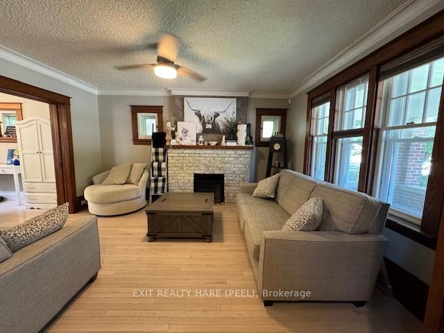 Photo 9 of 256 Broadway Avenue, Orangeville — HOMEH