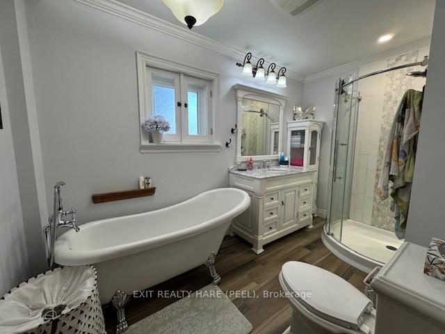 Photo 13 of 256 Broadway Avenue, Orangeville — HOMEH