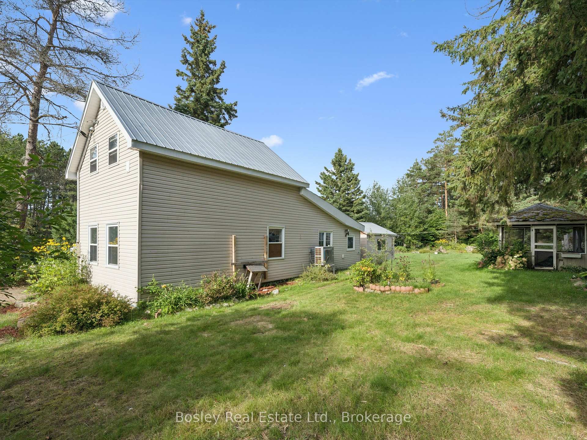 Photo 31 of 45 George Street, McMurrich/Monteith, Sprucedale — HOMEH