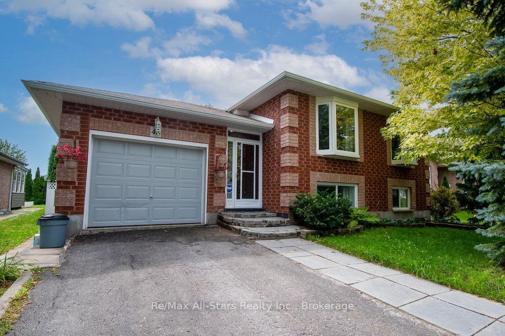 Front of 43 McGibbon Boulevard